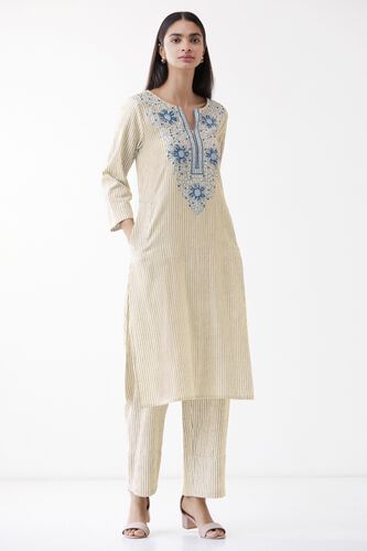 1 - Embroidered Cotton Set, image 1
