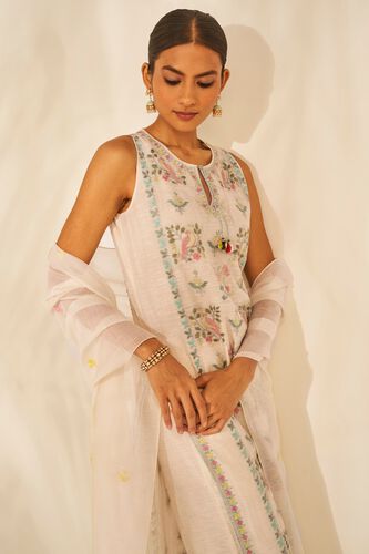 4 - Hand-Embroidered Sleeveless Kurta Set, image 4