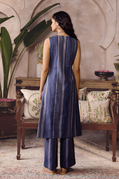 Atasi Hand-embroidered Kantha Co-ord &ndash; Indigo Blue