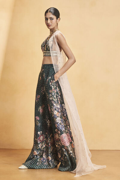 Gleam Of The Forest Silk Cape - Blush