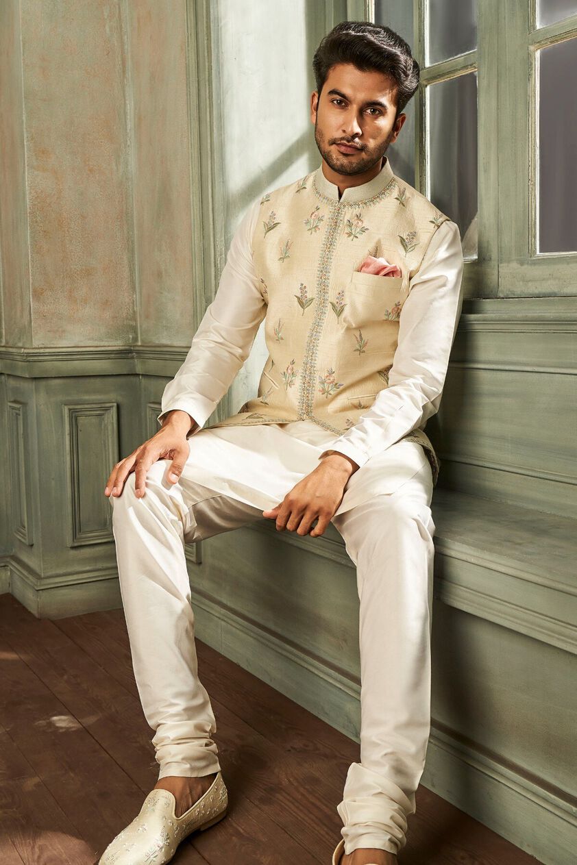 6 - Suveer Bandi – Ivory, image 6