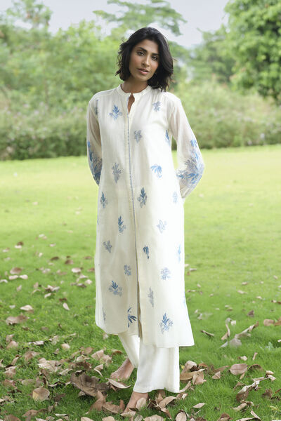 Almelo Hand-embroidered Kantha Mul Kurta Set - Ivory