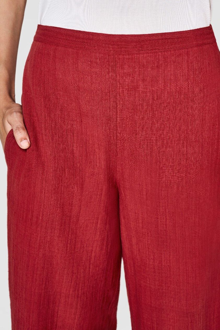 4 - Red Trousers, image 4