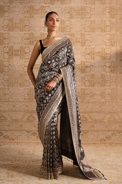 Nirjara Handwoven Benarasi Silk Saree - Black