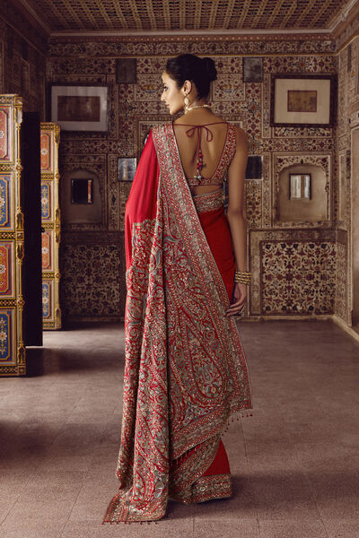 Shyamangi Embroidered Silk Saree - Red