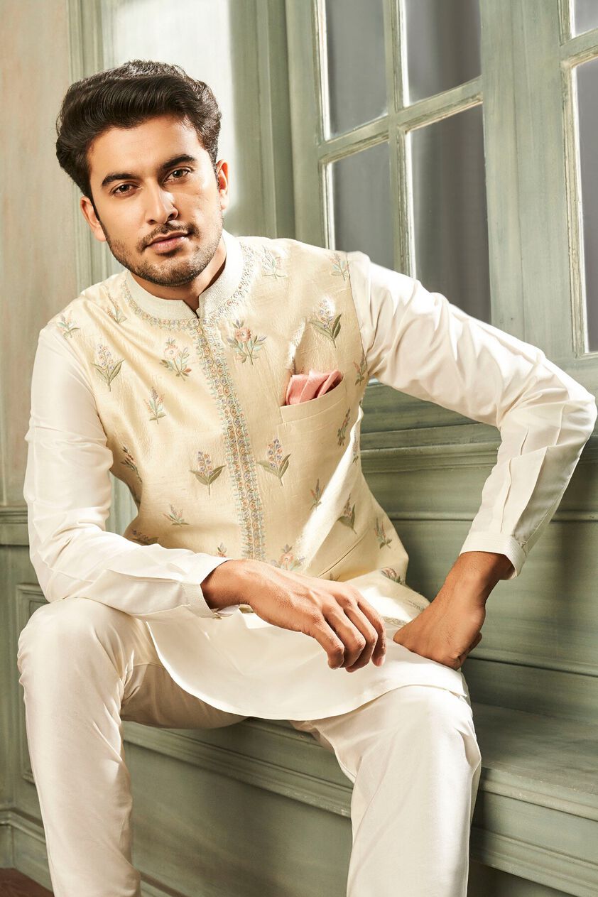 5 - Suveer Bandi – Ivory, image 5