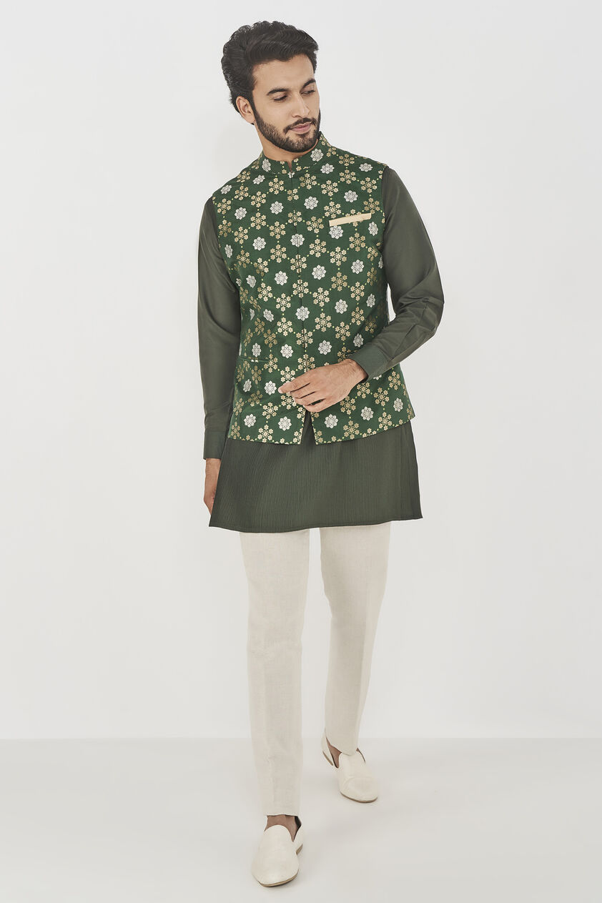 Aayansh Bandi Emerald, Emerald, image 1