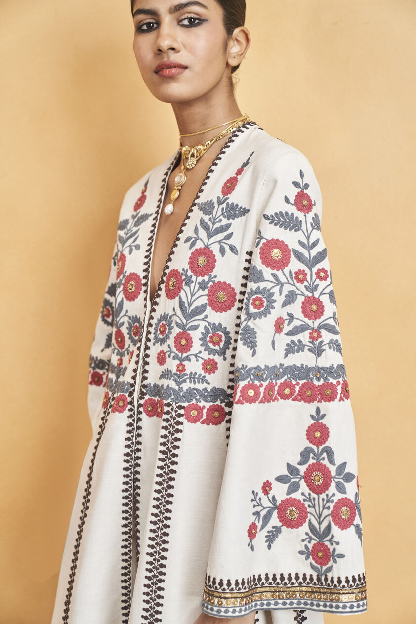 Flowers Of the Forest Zardozi & Cord Silk Kurta Set - Cream, Cream, image 4