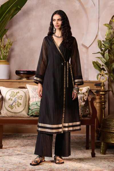 Androwe Handwoven Maheshwari Kurta Set - Black