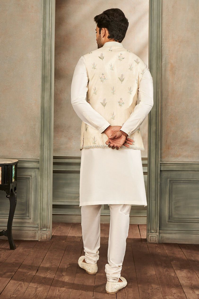 3 - Suveer Bandi – Ivory, image 3