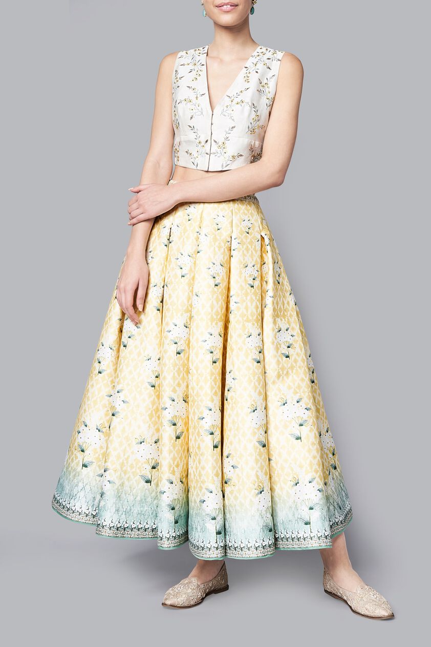 2 - Aisri Crop Top and Skirt, image 2