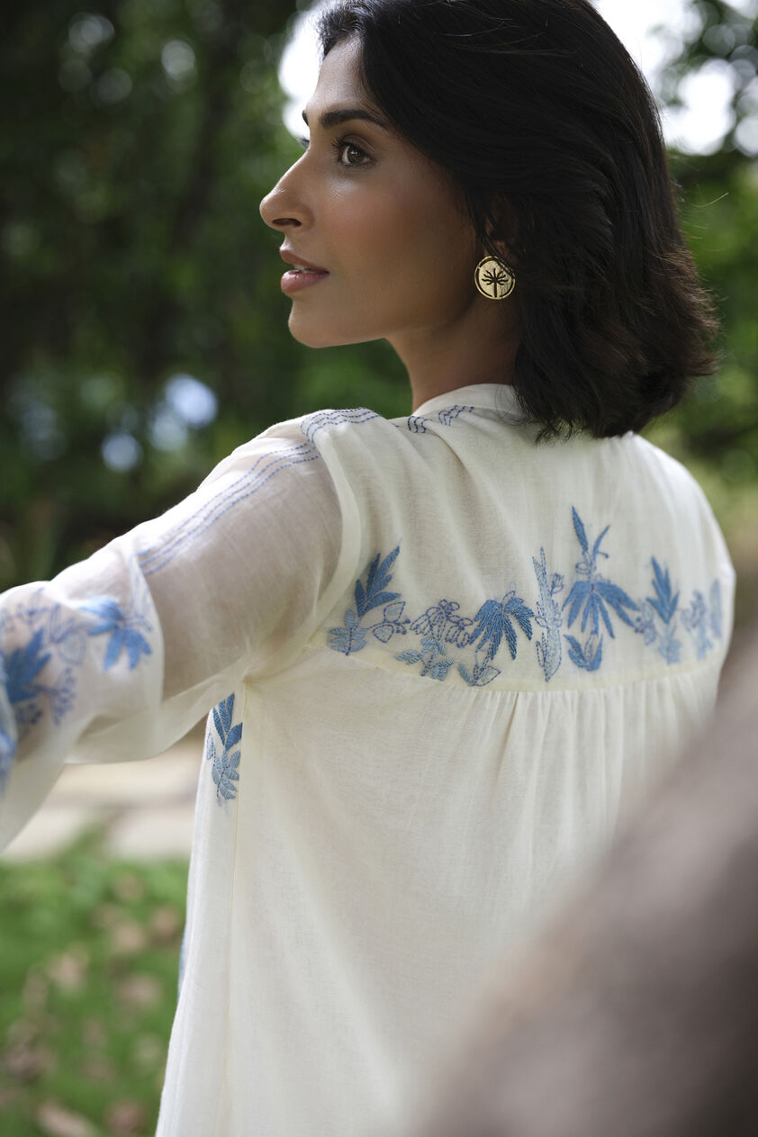 Almelo Hand-embroidered Kantha Mul Kurta Set - Ivory, Ivory, image 4