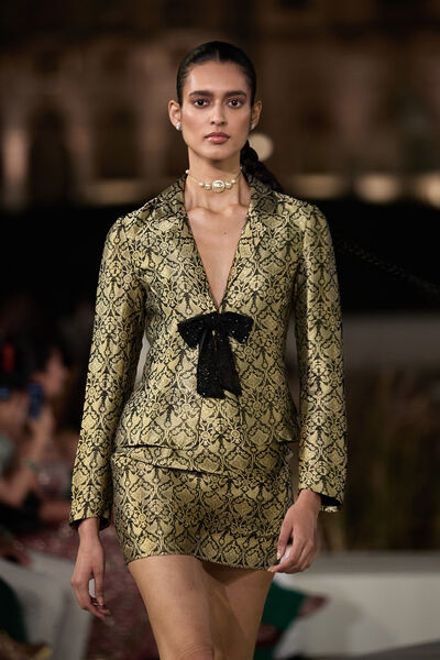 Arsema Woven Benarasi Jacket Set - Black