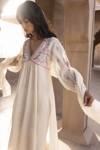 Natavia SEWA Hand-embroidered Kurta Set - Natural, Natural, image 4