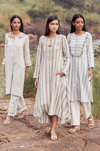 4 - Viaana dress , image 4