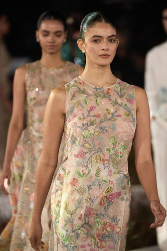 Forestglow Hand-embroidered SEWA Silk Tabard Set - Ivory, Ivory, image 5