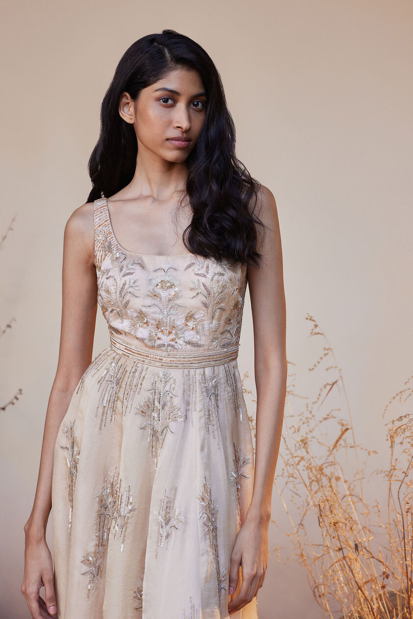 Carmela Gown - Flesh, Flesh, image 4