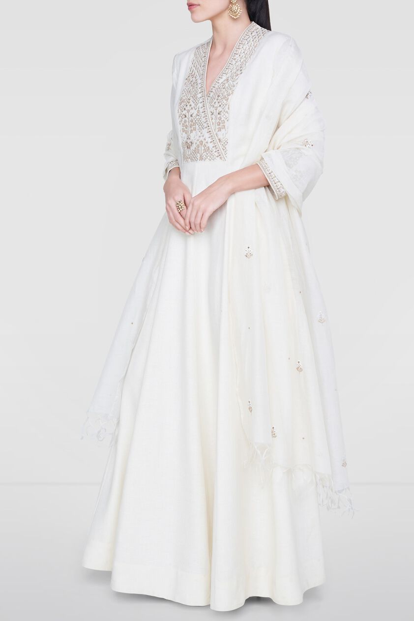 4 - Naitee Suit, image 4