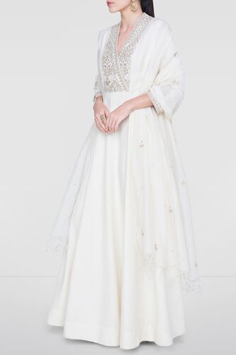 4 - Naitee Suit, image 4