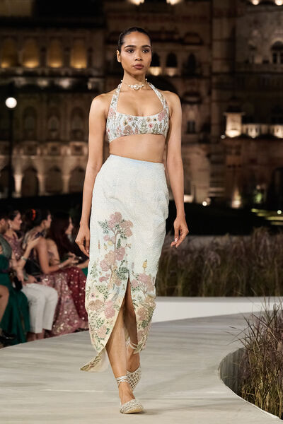 Leafsong Hand-painted Pichhwai Silk Skirt Set - Ivory