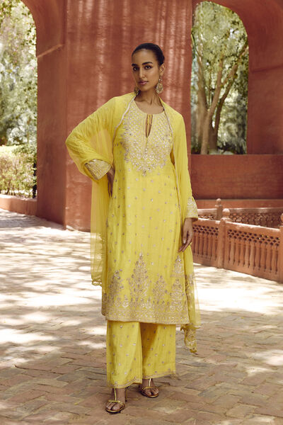 Srika Gota Patti Mul Suit Set - Yellow