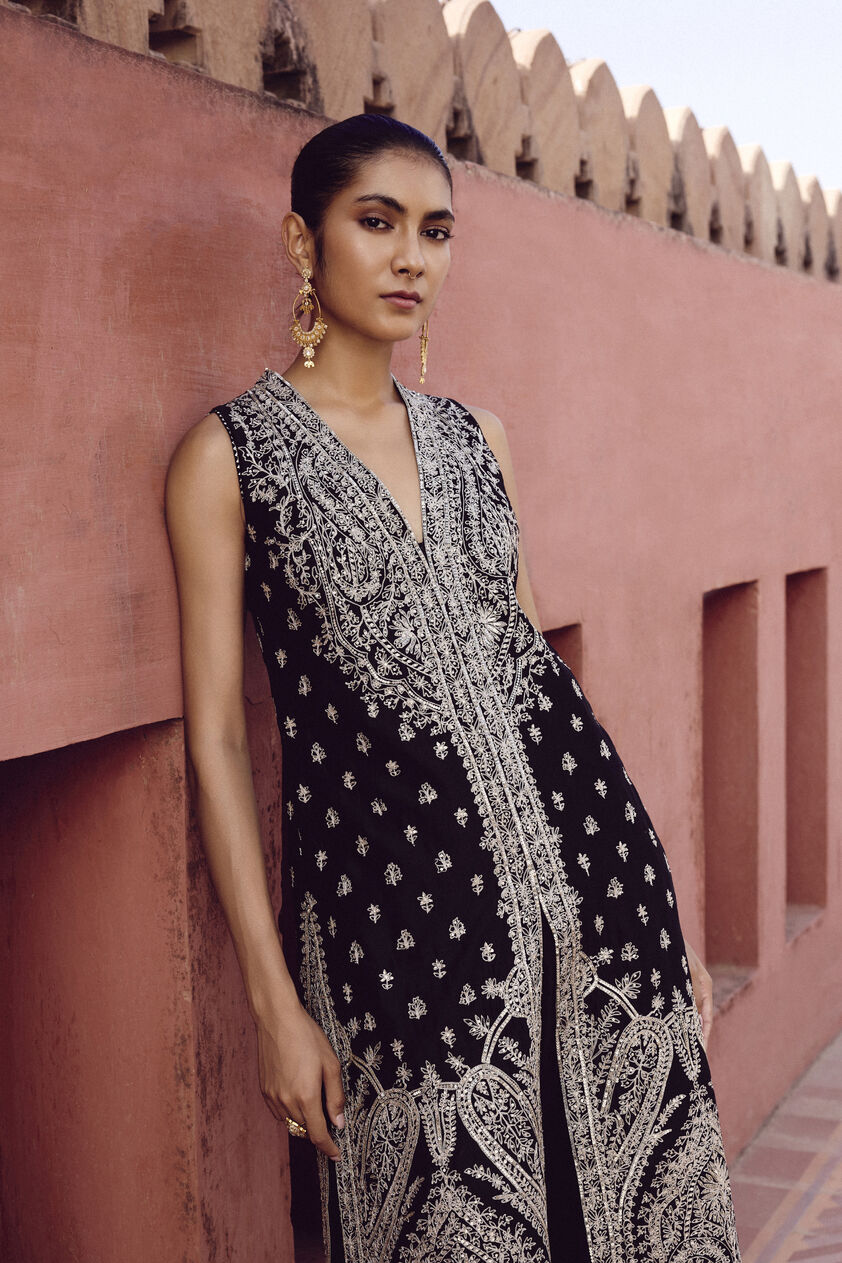 Sehrish Hand-embroidered Aari Silk Jacket Set - Black, Black, image 3