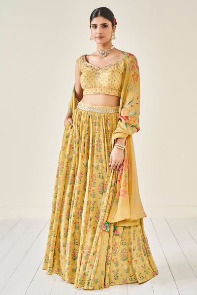 Turvi Lehenga Set - Yellow
