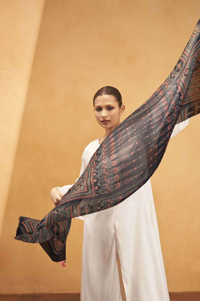 Nox Scarf - Blue, Blue, image 1