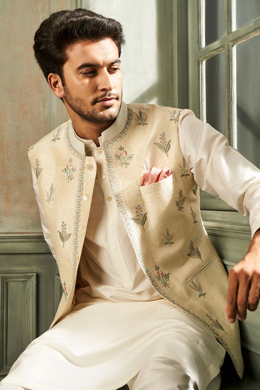 7 - Suveer Bandi – Ivory, image 7