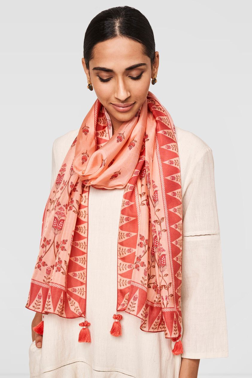 1 - Roza Stole, image 1