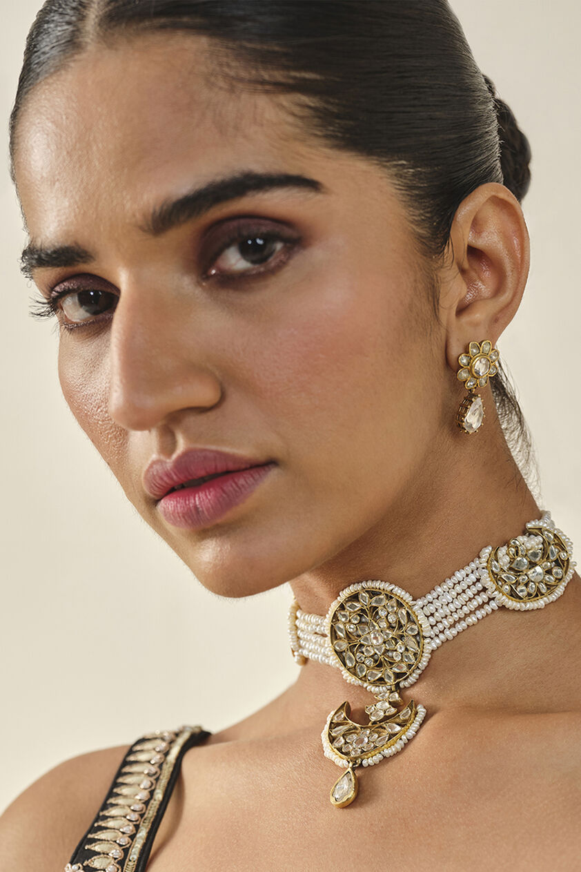 Naila Choker, , image 2