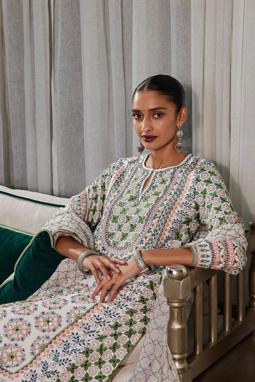 Noor Hand-embroidered Kantha Suit Set - White, White, image 4