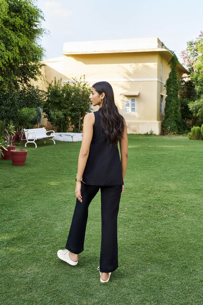 Daybreak SEWA Hand-embroidered Coord - Black