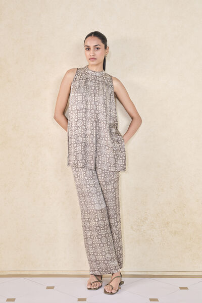 Serrano Handcrafted Ajrakh Silk Co-ord - Grey