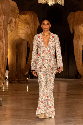 Galaxy Of Flowers Embroidered Zardozi Silk Set - Cream, Cream, image 5