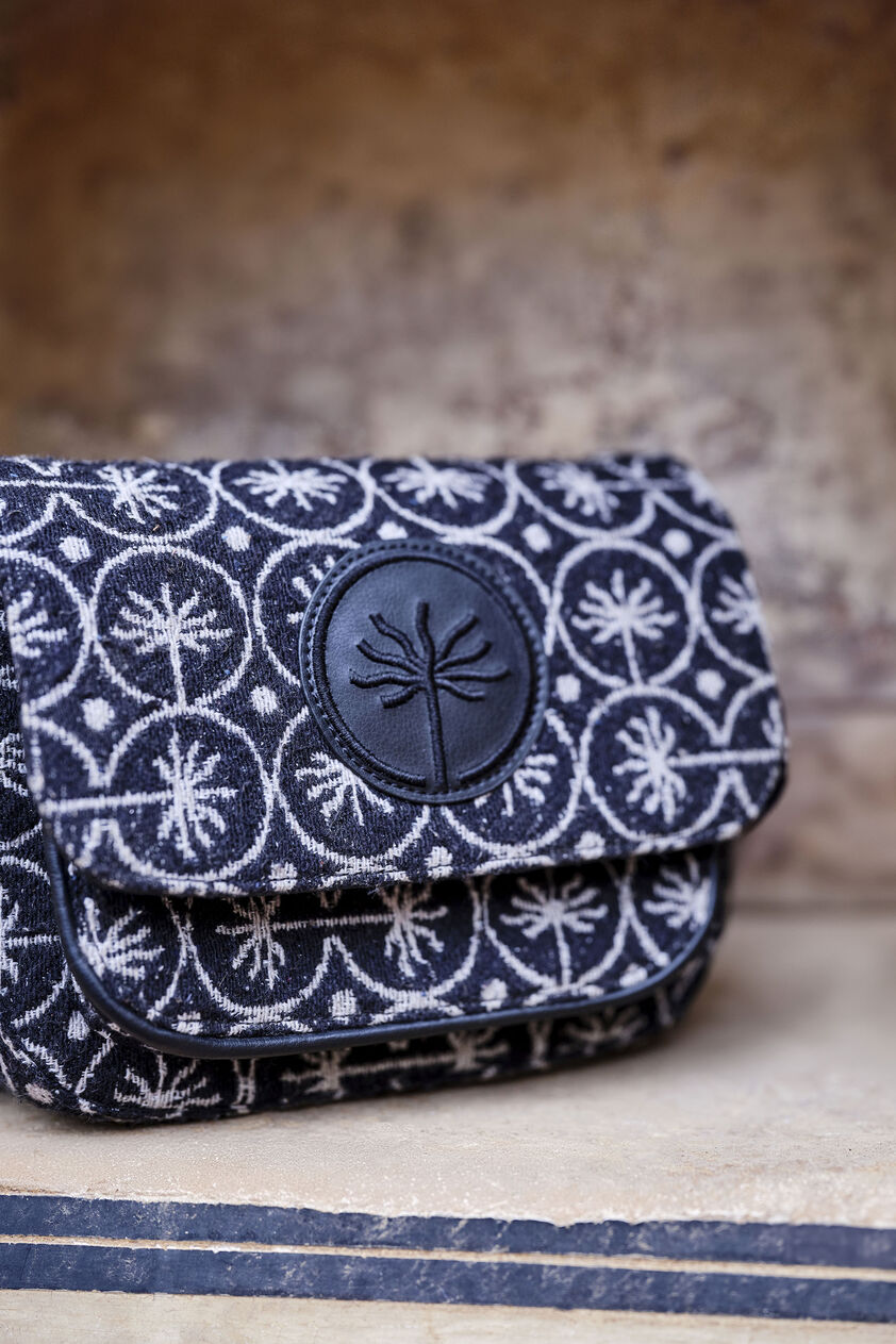 Root Core Crossbody Bag- Black, Black, image 2