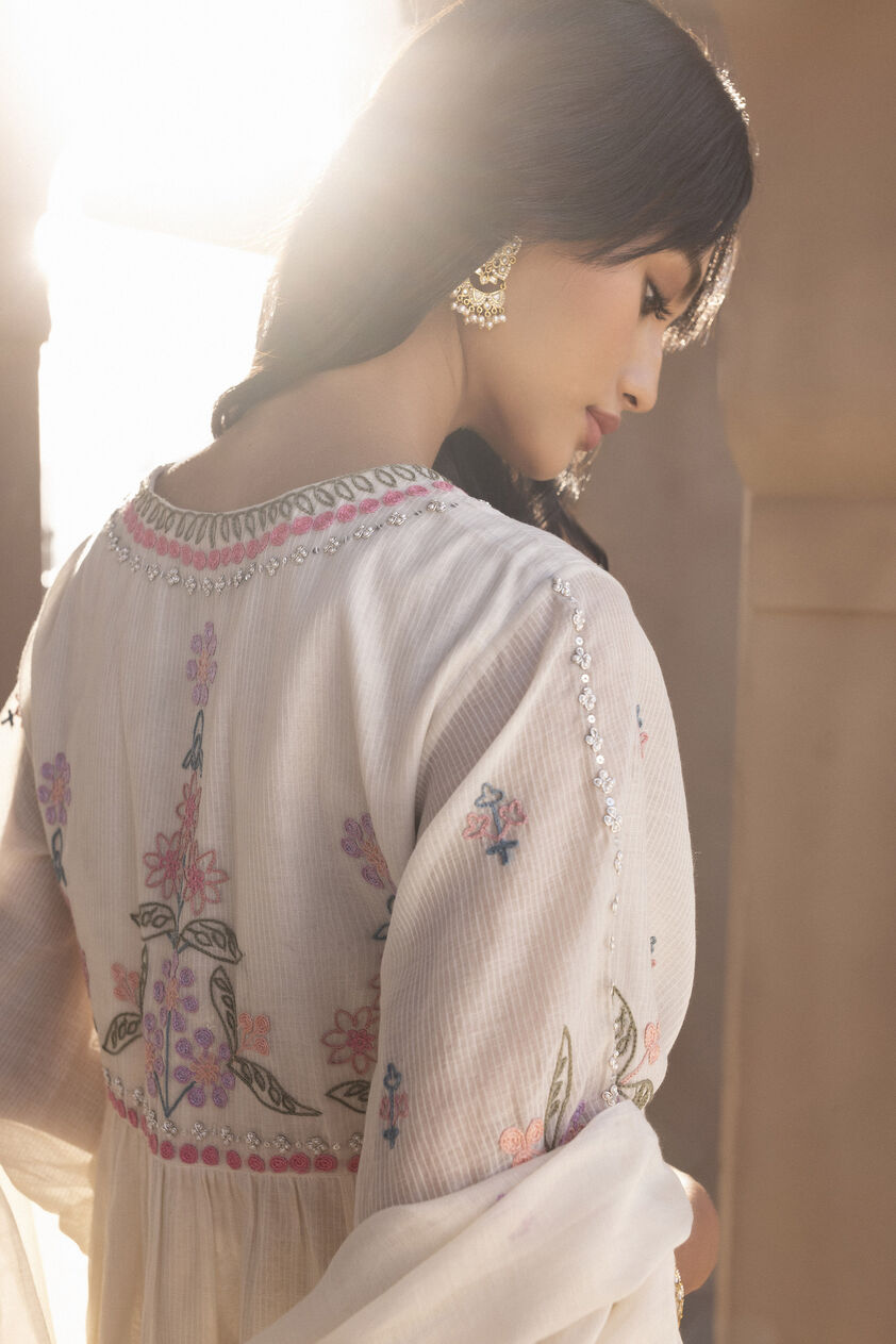 Natavia SEWA Hand-embroidered Kurta Set - Natural, Natural, image 5