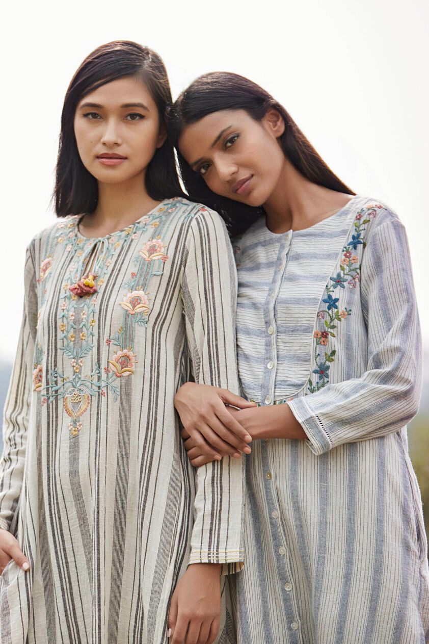 3 - Viaana dress , image 3