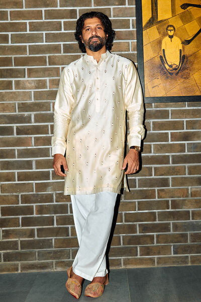 Aabhav Kurta - Off White