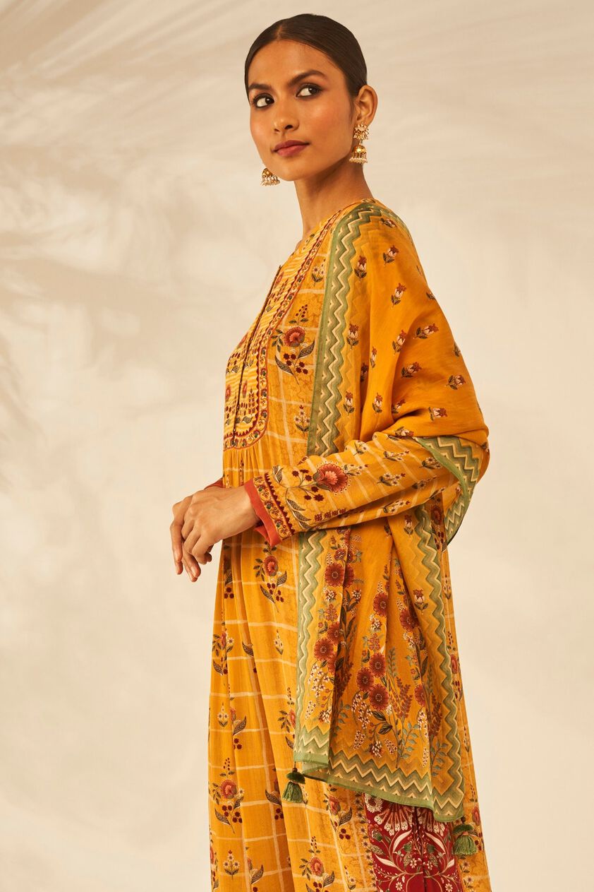 1 - Faya Scarf, image 1