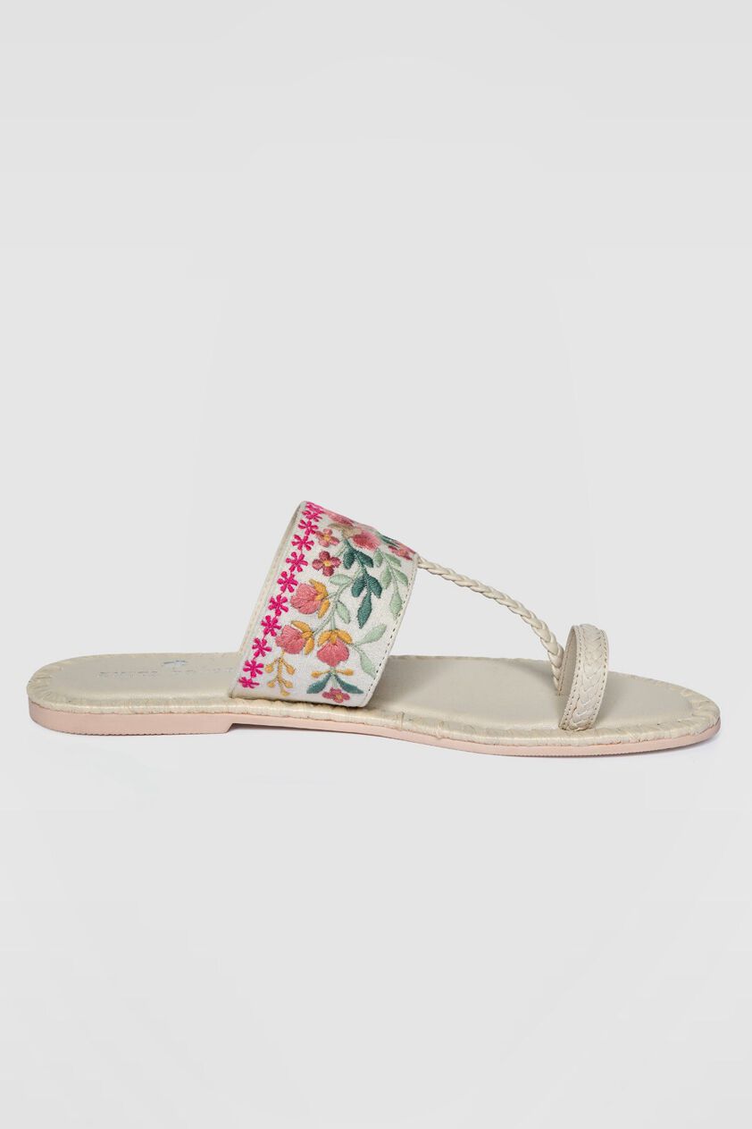Azalea Kolhapuris - Cream, Cream, image 2