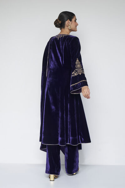 Tarakshya Embroidered Zardozi Suit Set - Blue