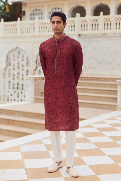 Jalaj Silk Kurta - Wine