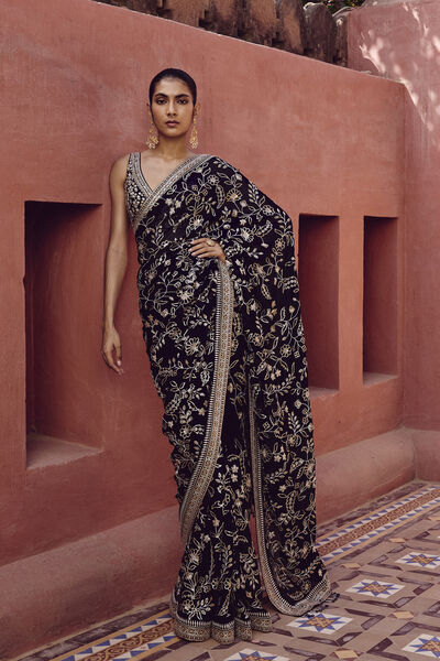 Triyama Embroidered Georgette Saree - Blue