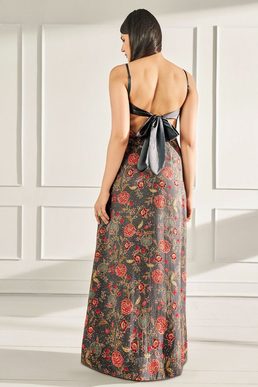 3 - Belle of the Ball – Grey Dress, image 3