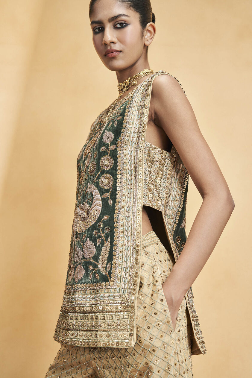 Heart Of The Forest Embroidered Zardozi Set - Gold, Gold, image 7
