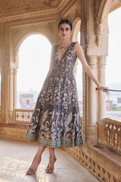 Izar Printed Sequin Dress - Black