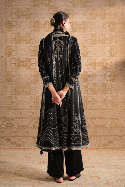 Niruhana Handcrafted Bandhani Silk Suit Set - Black