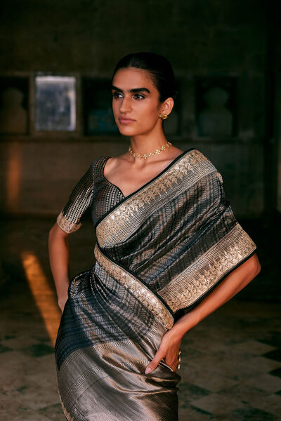Avabha Handwoven Benarasi Silk Saree - Grey