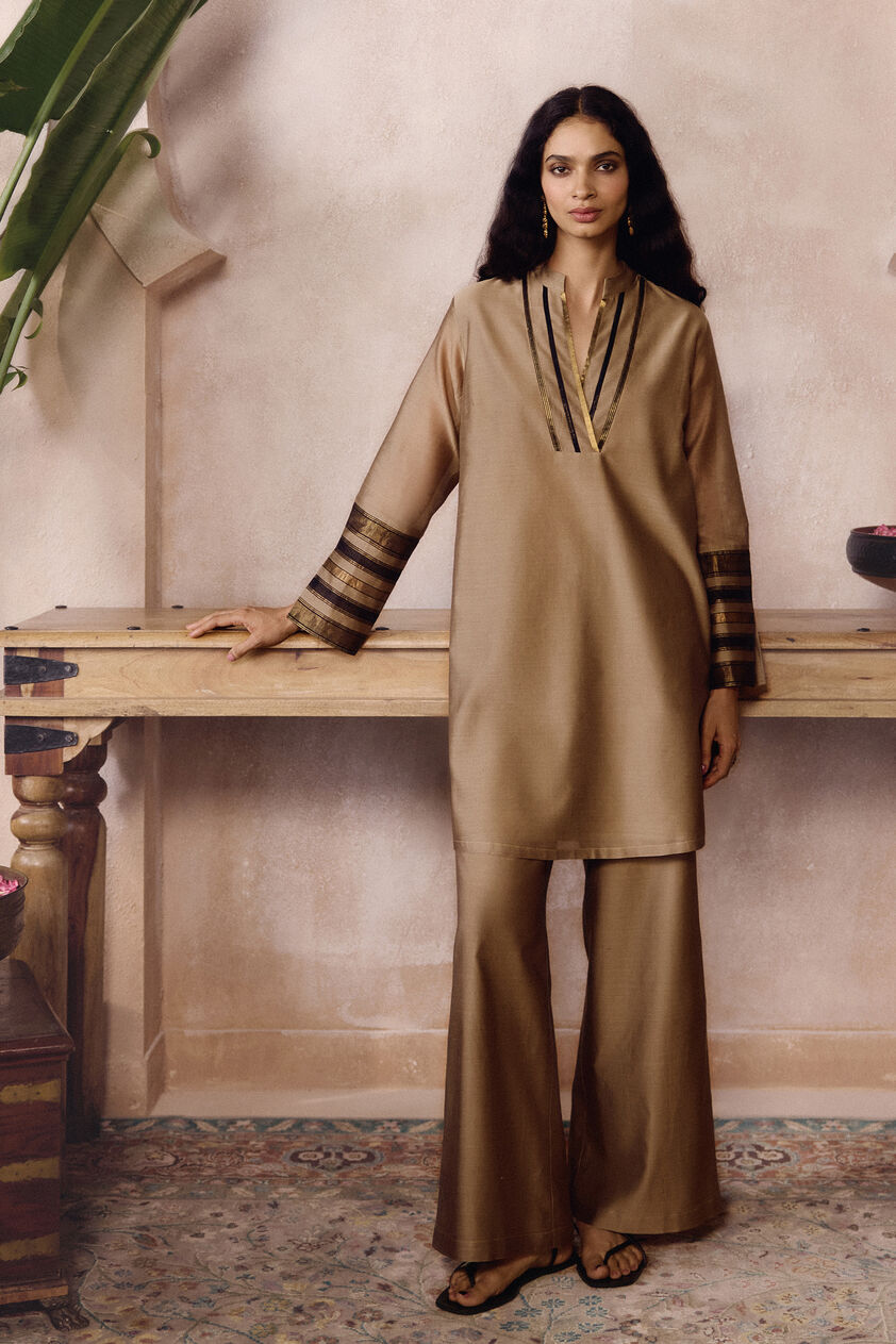 Glyn Handwoven Maheshwari Co-ord - Gold, Gold, image 3